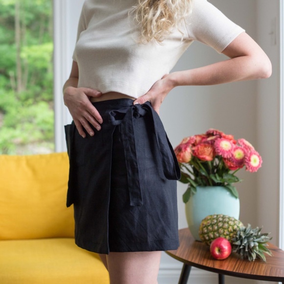 MAGGIE JAYNE Linen wrap mini skirt S - Picture 2 of 8